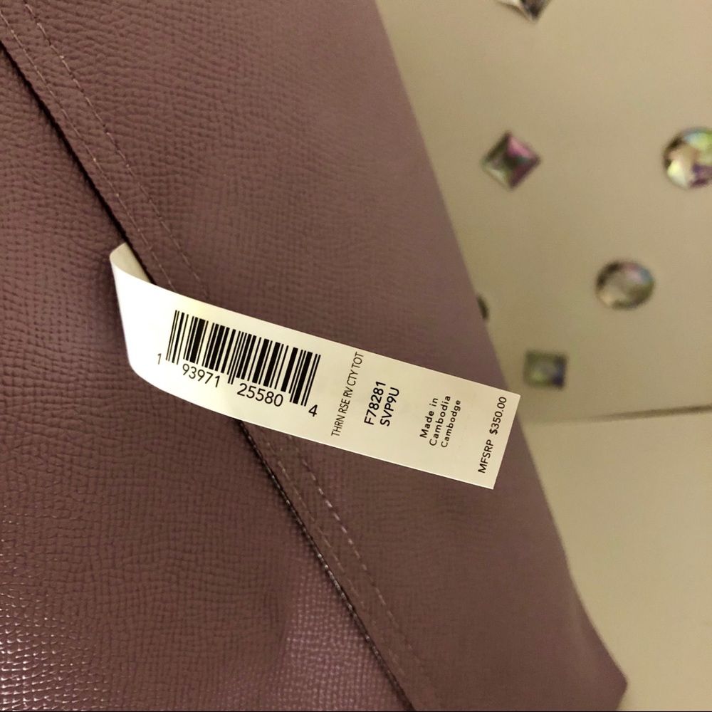 COACH💎THORN ROSE CITY REVERSIBLE TOTE LILAC - Picture 4 of 4